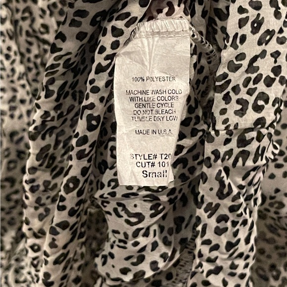 Leopard Print Top - Picture 5 of 5